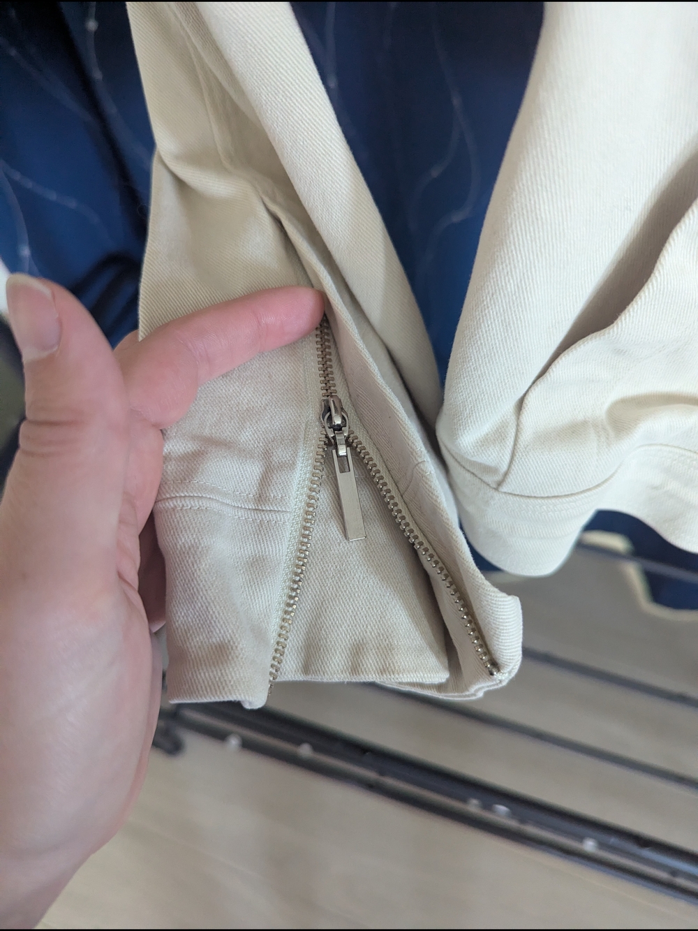 M.A.G. Lightweight Cream Jacket for Women - Picture 5 of 7